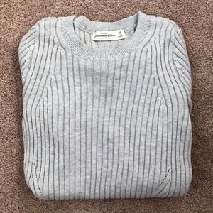 Abercrombie Knit Grey long sleeve sweater